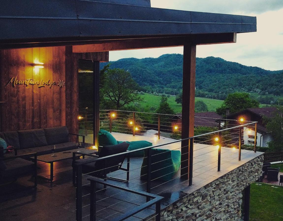 Mountain Lodge Rîşnov Buitenkant foto