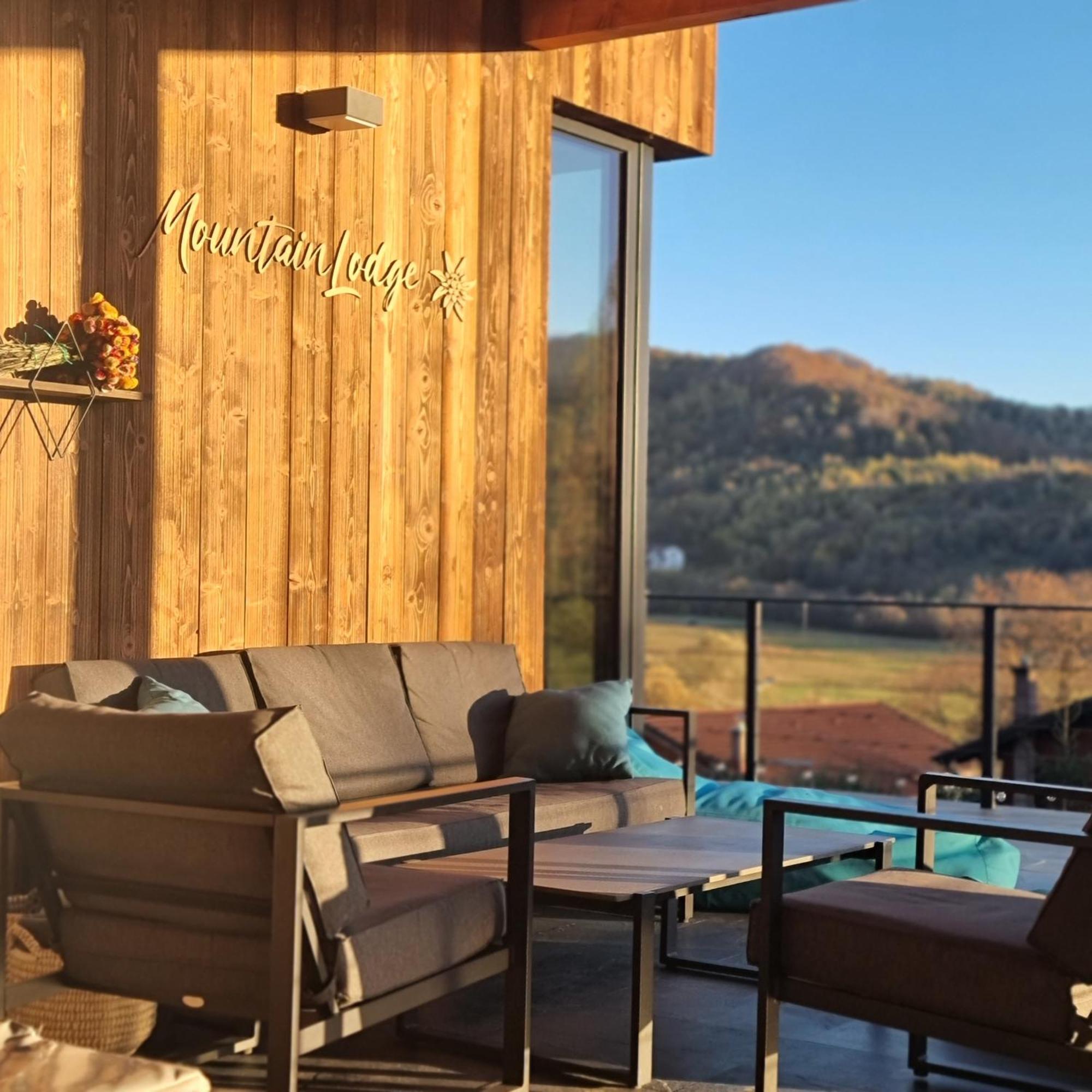 Mountain Lodge Rîşnov Buitenkant foto